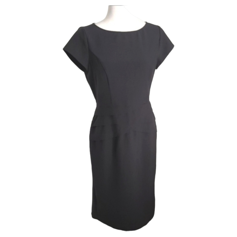 Black Short Sleeve Business Casual Sheath Dress Flatering Layers Size 6